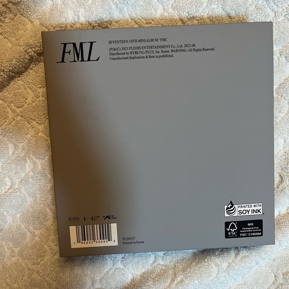 SEVENTEEN - SEVENTEEN 10th Mini Album 'FML' (CD) (CARAT Version) - Picture 2 of 6